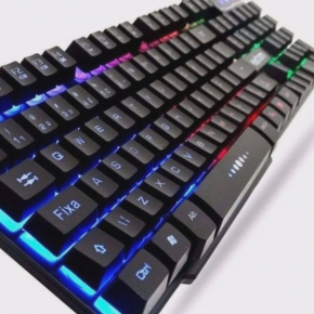 Teclado gamer profissional ABNT2 com LED luminoso